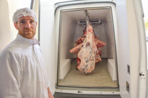 sebastien-jacq-responsable-camion-frigorifique-viande