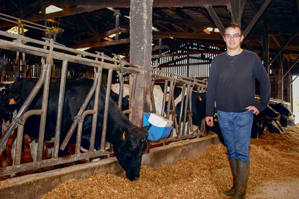 À 27 ans, Ronan Latimier a concrétisé son rêve d'enfance. En mars dernier, il a repris une exploitation laitière sur la commune de Trébry (22). - Illustration S’installer lorsque l’on n’est pas issu du milieu agricole