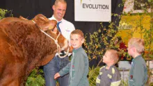 Jean-Marc Le Thiec et ses 3 enfants présentent Loustic .