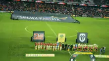 Un tifo de 600 m2 a été déployé sur le terrain de Guingamp avant l’entrée des joueurs sur la pelouse.