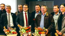 Olivier Allain, vice-président et Loïg Chesnais-Girard, président de la Région Bretagne accompagnés des présidents de Chambres d’agriculture de Bretagne lors de la visite de l’UCPT à Paimpol.