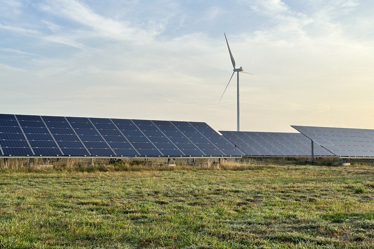 17583.hr - Illustration Protéger ses prairies et produire de l’énergie