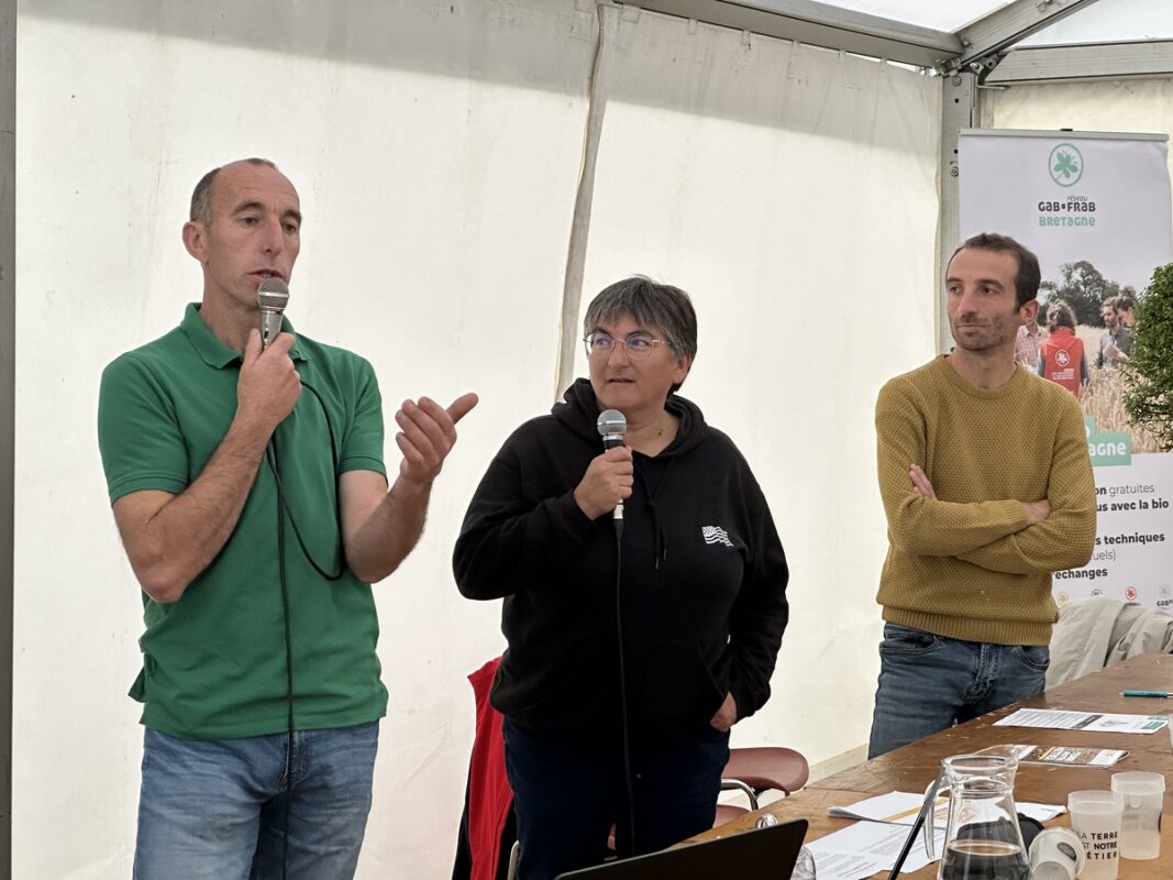 éleveurs pendant une conférence