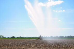 Irrigation dans un champ