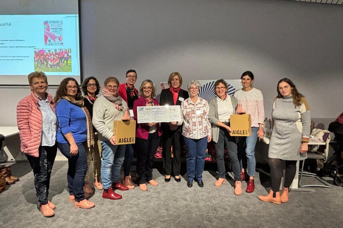 groupe de femmes - Illustration Belles en bottines, contre le cancer du sein