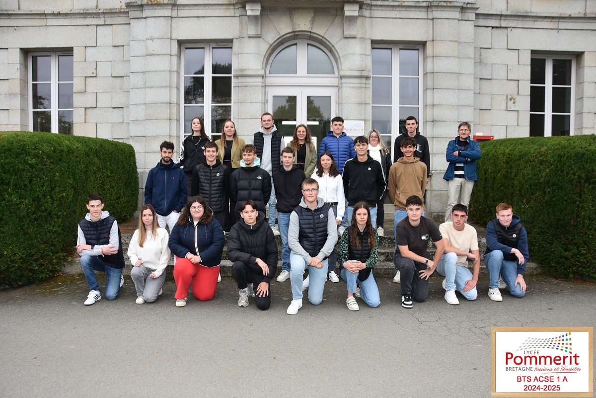 Photo de classe du BTS ACSE 1A - 2024 2025 du lycée de Pommerit Jaudy - Illustration Nos enfants ne grandissent qu’une fois